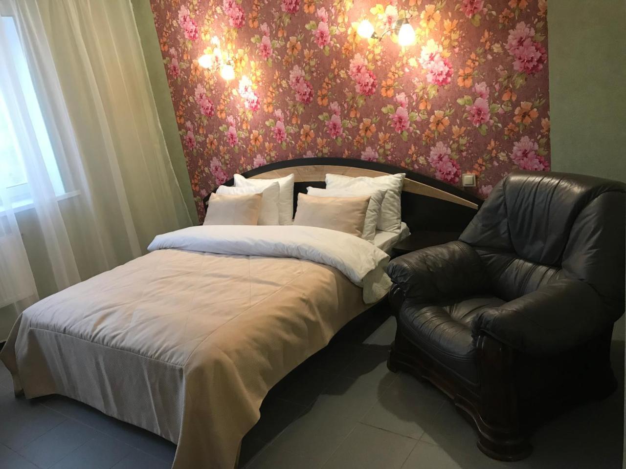 Отель Мишель Kharkiv Extérieur photo