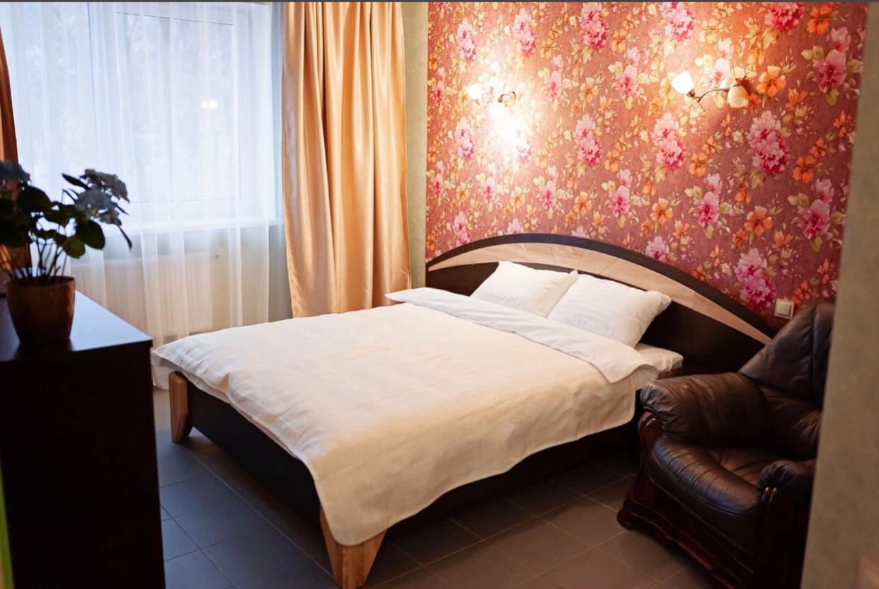 Отель Мишель Kharkiv Extérieur photo